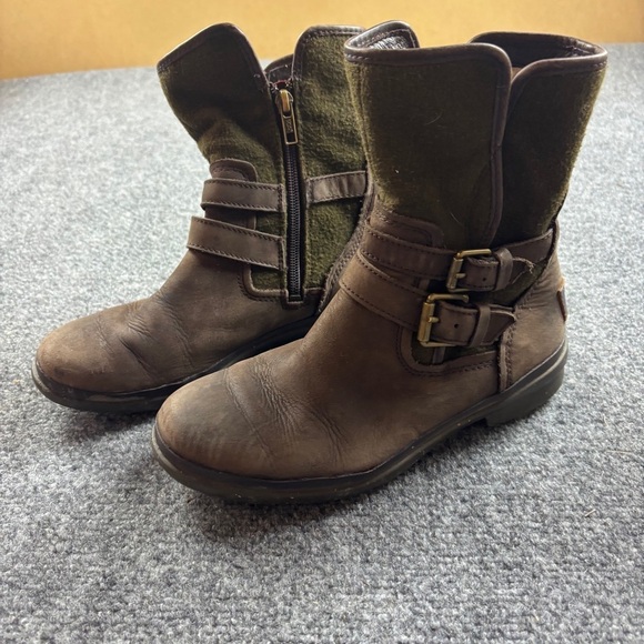 UGG Women’s Simmens Boots Brown/Green side Zipper Size: 6.5 - Picture 1 of 9